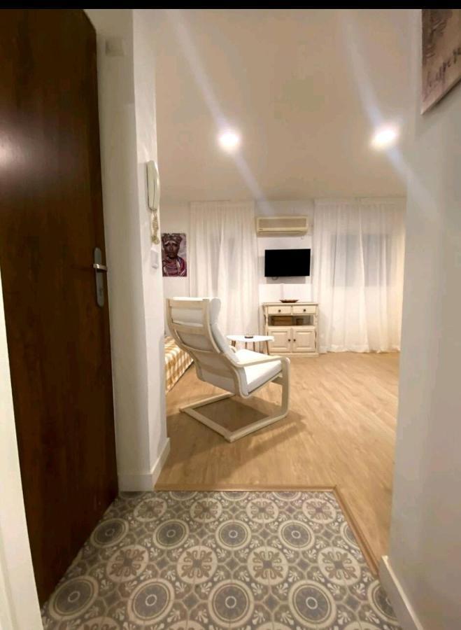 דירות סביליה Apartamento Triana מראה חיצוני תמונה